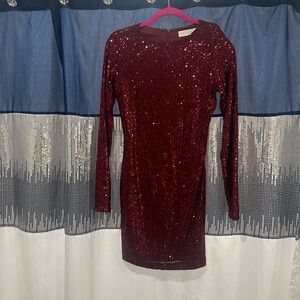 Red sequence, long sleeve, cute mini dress.